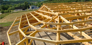 Photo de préparation d'une chartente en bois